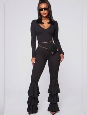 Fashion Nova Ruffled Leg Body Suit. Size Medium